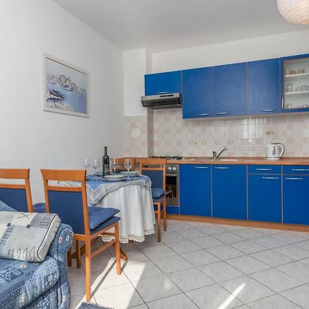 Apartmani Adria Lila Crikvenica Dramalj Bagian luar foto