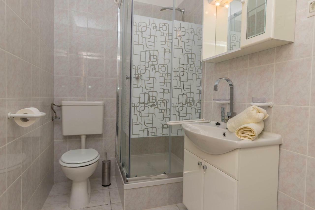 Apartmani Adria Lila Crikvenica Dramalj Bagian luar foto